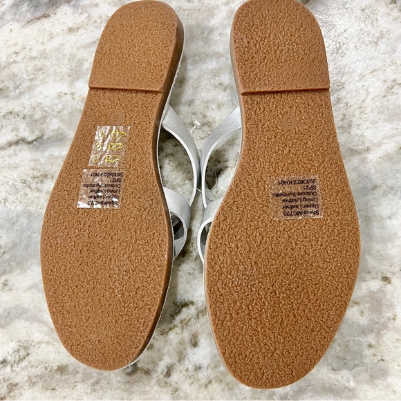 NWT Madewell The Boardwalk Thong Sandal in Metallic Silver Leather Size 6 - Picture 7 of 8